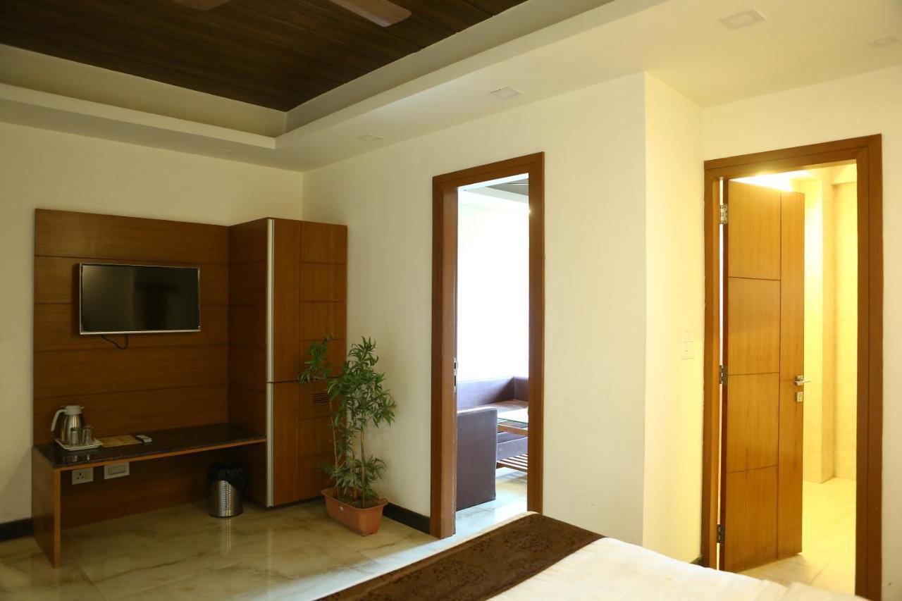 מוסורי Hotel Devlok Primal מראה חיצוני תמונה