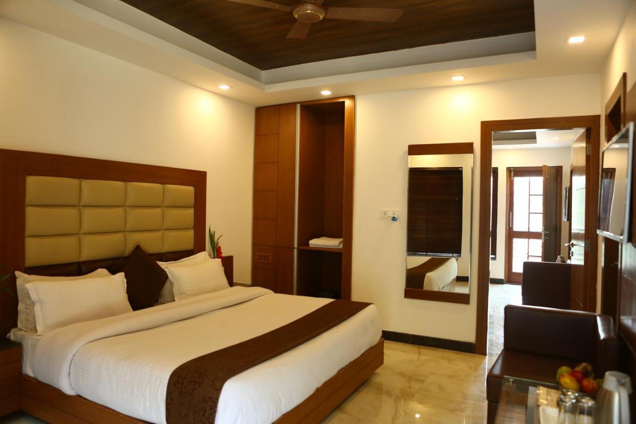 מוסורי Hotel Devlok Primal מראה חיצוני תמונה