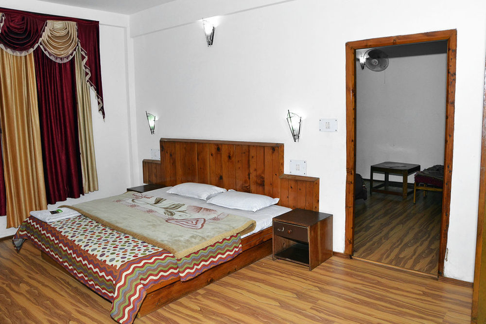 מוסורי Hotel Devlok Primal מראה חיצוני תמונה
