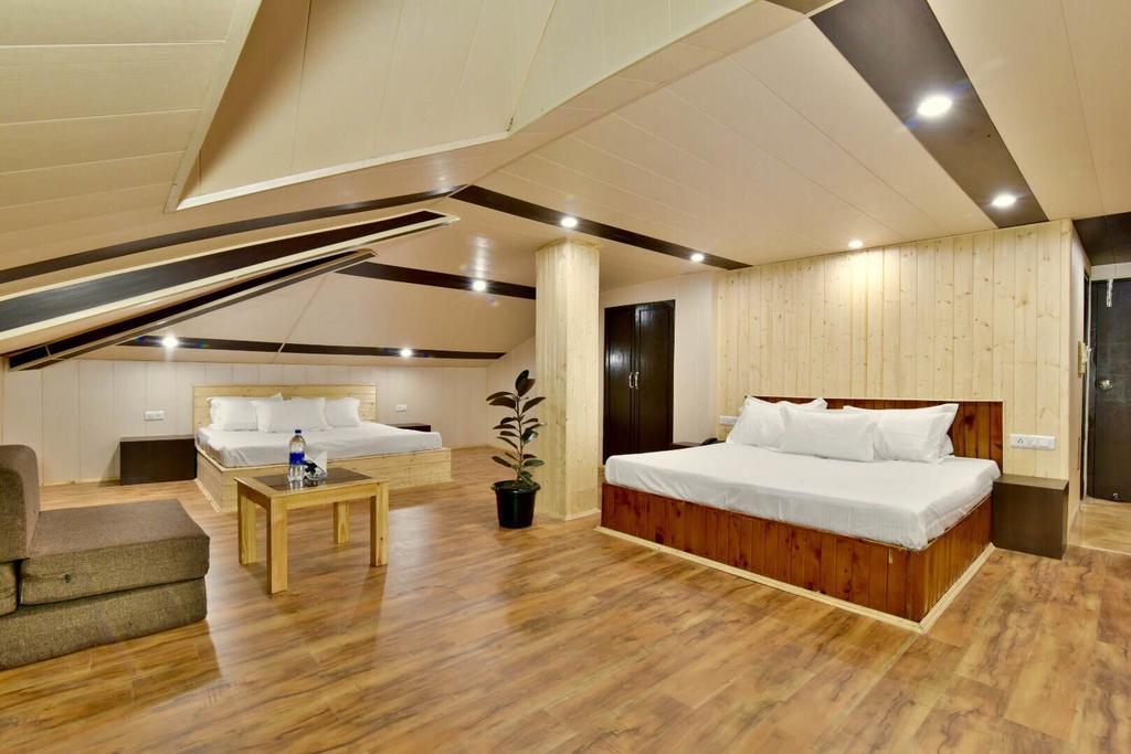 מוסורי Hotel Devlok Primal מראה חיצוני תמונה